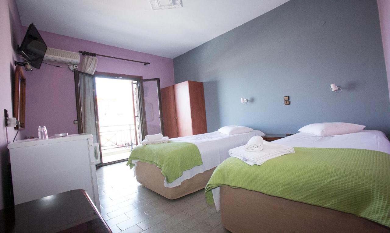 Petania Hotel & Apartments Ликсури Экстерьер фото